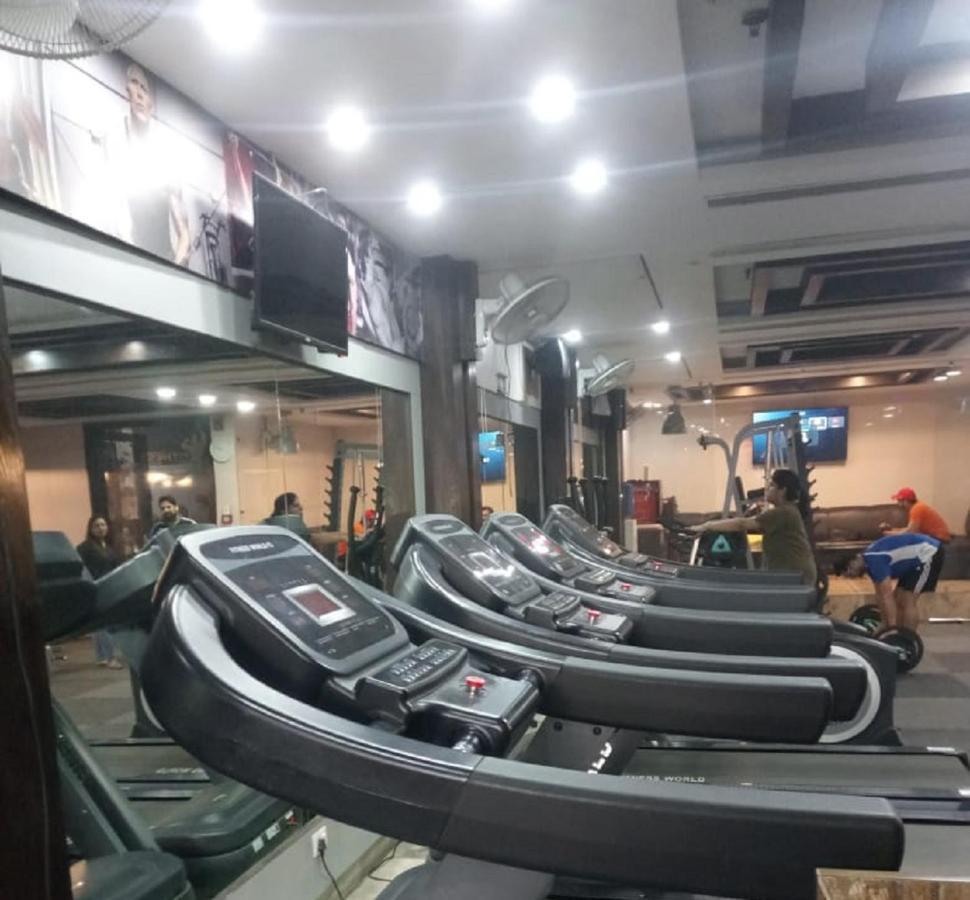 Vivah Residency Hotel New Delhi Exterior photo