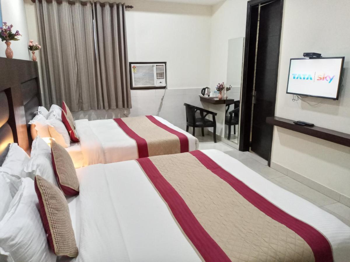 Vivah Residency Hotel New Delhi Exterior photo